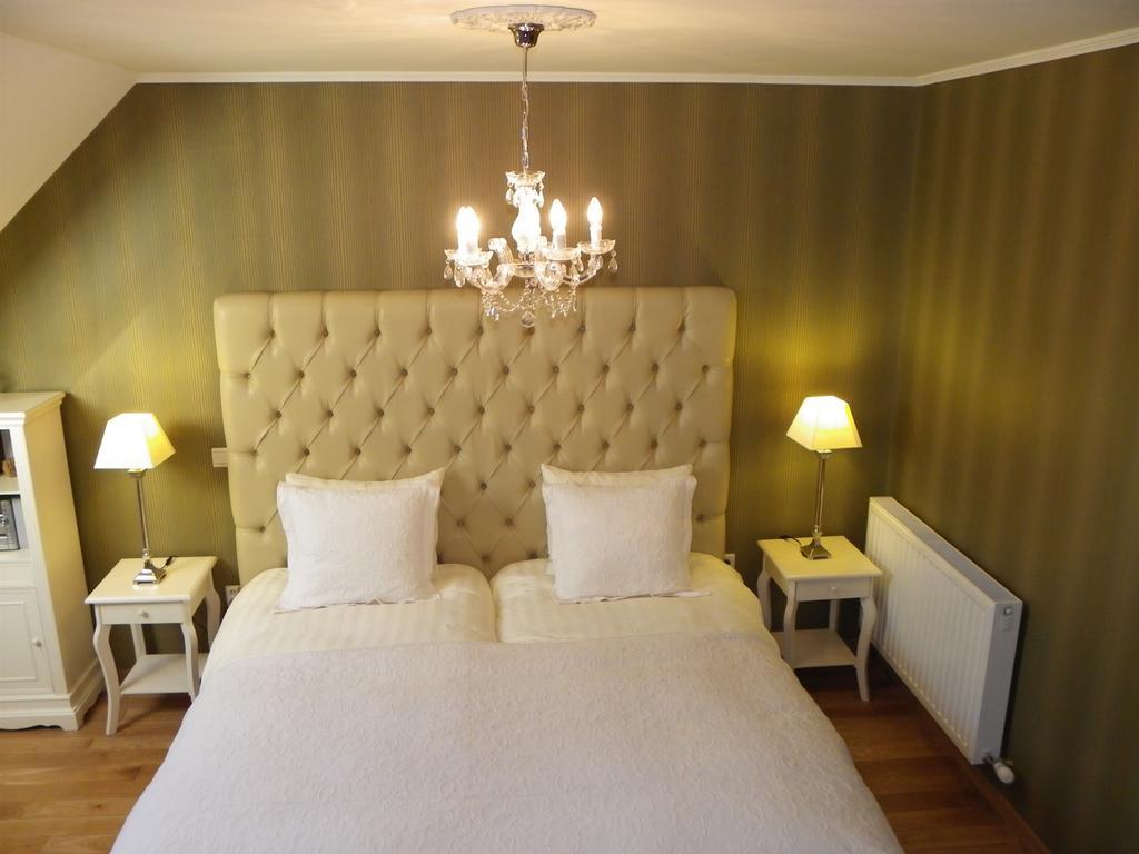 Hotel B - Boskapelhoeve Buggenhout Habitación foto